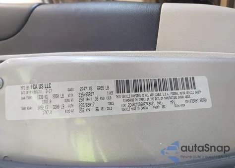 2017 Chrysler Pacifica Touring z USA, uszkodzony, nr VIN 2C4RC1DG8HR743471